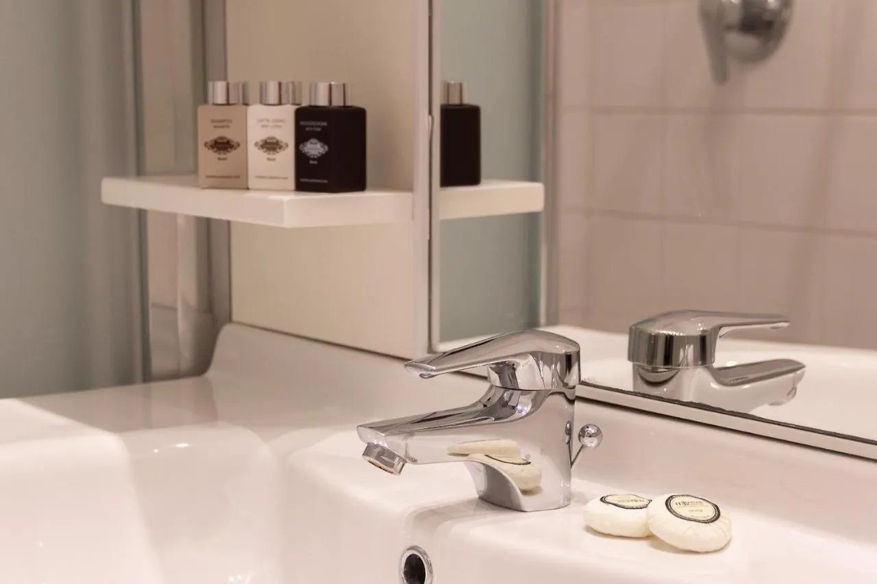Harry'S Bar Trevi Luxury Apartments - Spagna Rome 0*,  Italy